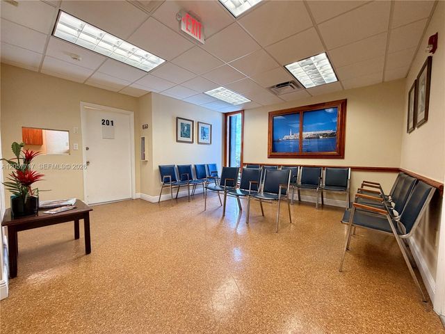 344 W 65th St 203, Hialeah, FL 33012