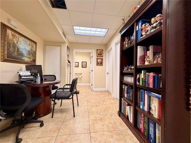 344 W 65th St 203, Hialeah, FL 33012