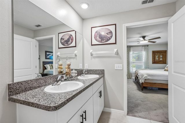 2905 LYTTON HALL DRIVE, Zephyrhills, FL 33540