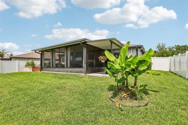 2905 LYTTON HALL DRIVE, Zephyrhills, FL 33540