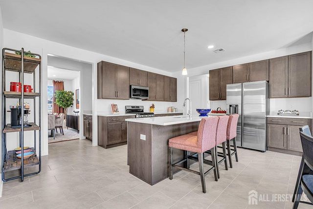 5 CAMPBELL Street, Old Bridge, NJ 08857