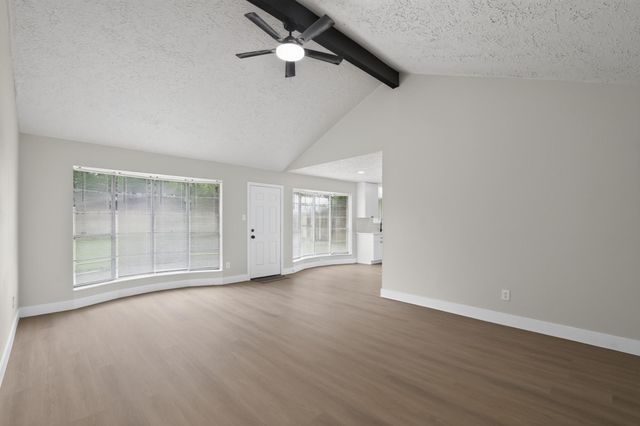 6834 Deer Ridge Lane, Houston, TX 77086