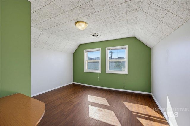 1803 S 10th, Caldwell, ID 83605