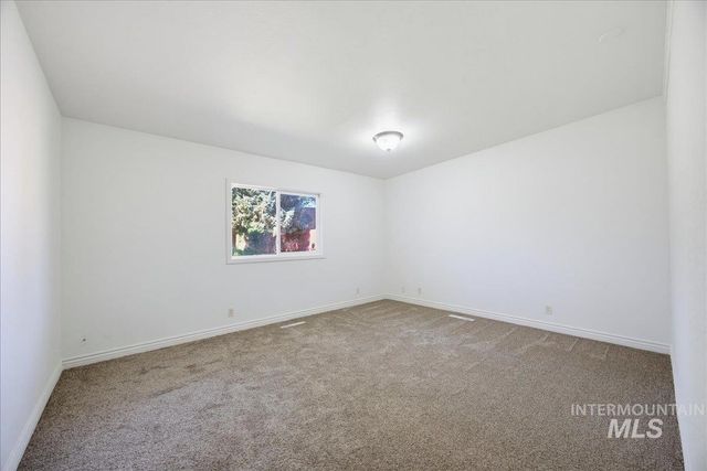 1803 S 10th, Caldwell, ID 83605