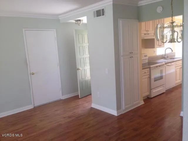 7208 Village 7, Camarillo, CA 93012