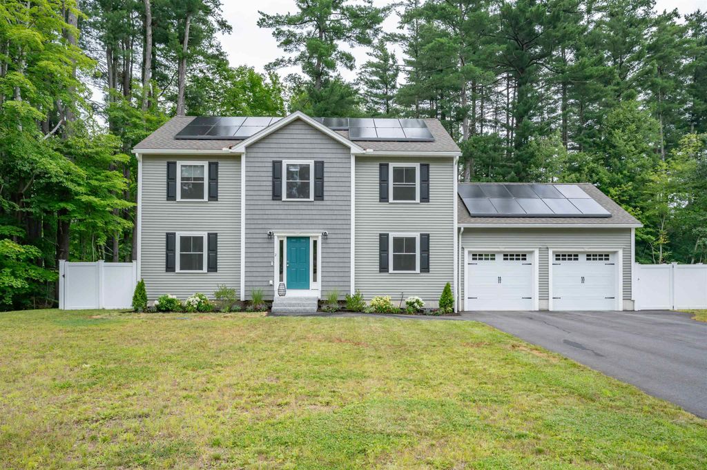 2 Lorelai Way, Nashua, NH 03062