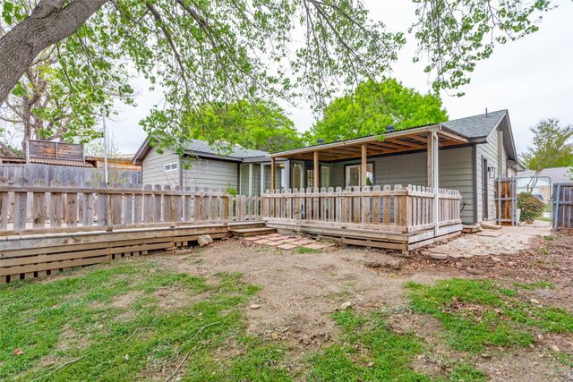 10025 Lone Eagle Drive, Fort Worth, TX 76108
