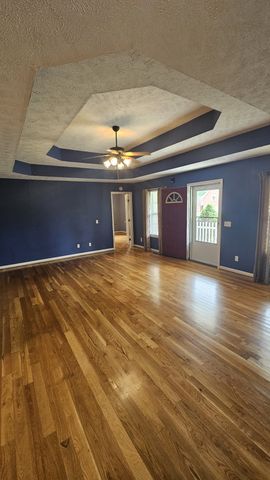 53 Coventry Ct, Hillsboro, TN 37342