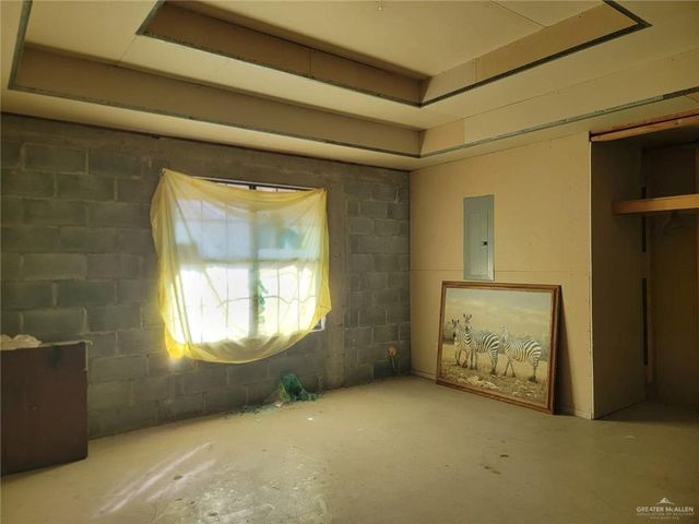 1212 S Dallas Street, Alton, TX 78573