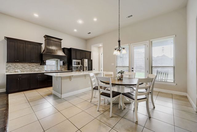3403 Willow Brook Drive, Mansfield, TX 76063