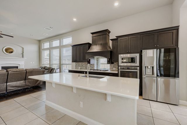 3403 Willow Brook Drive, Mansfield, TX 76063