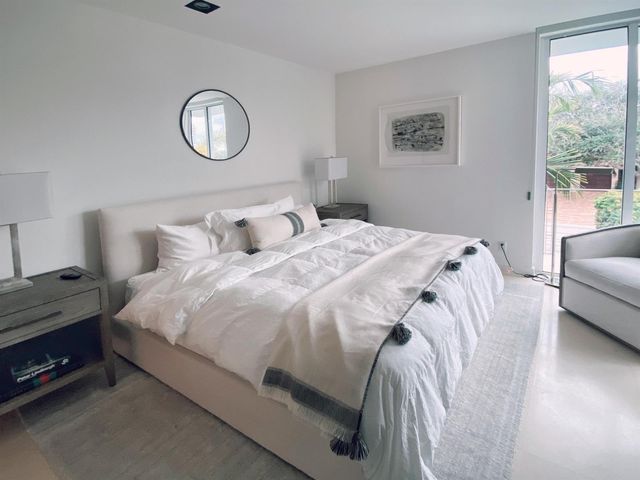243 Venetian Drive, Delray Beach, FL 33483