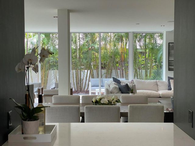 243 Venetian Drive, Delray Beach, FL 33483