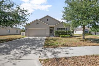 811 GRAND PARK COURT, Deland, FL 32724