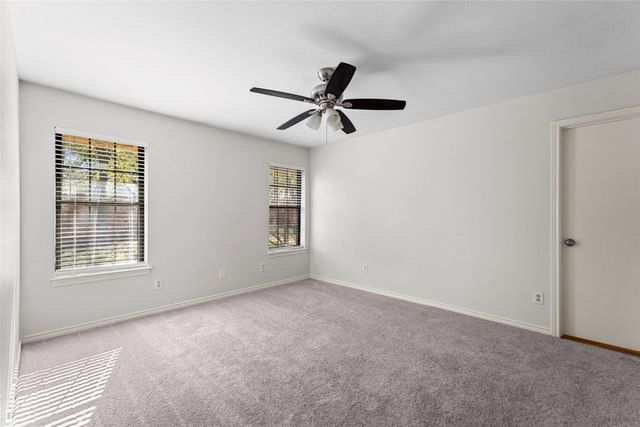 500 Pidgeon Court, Desoto, TX 75115