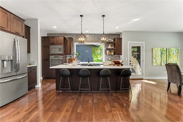 4718 N Mulberry Court, Kansas City, MO 64116