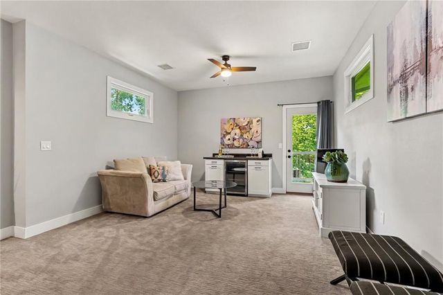 4718 N Mulberry Court, Kansas City, MO 64116
