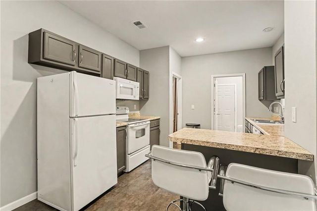 4718 N Mulberry Court, Kansas City, MO 64116