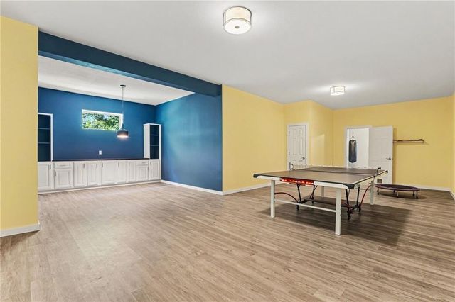 4718 N Mulberry Court, Kansas City, MO 64116