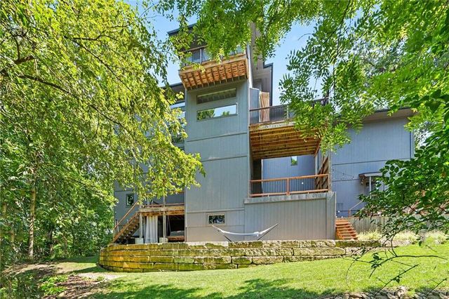 4718 N Mulberry Court, Kansas City, MO 64116