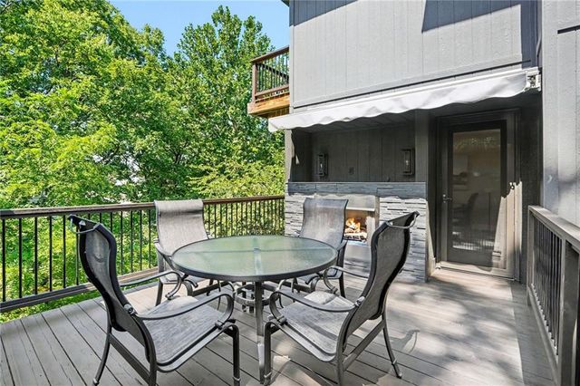 4718 N Mulberry Court, Kansas City, MO 64116