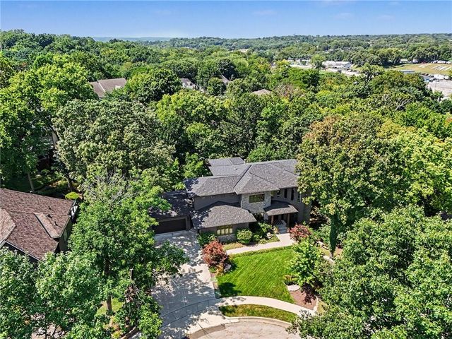 4718 N Mulberry Court, Kansas City, MO 64116