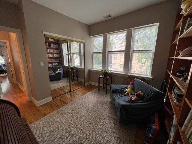 4855 N Springfield Avenue 2, Chicago, IL 60625