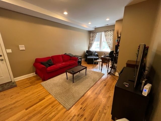 4855 N Springfield Avenue 2, Chicago, IL 60625