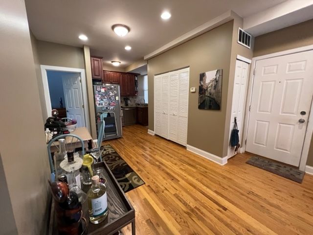 4855 N Springfield Avenue 2, Chicago, IL 60625