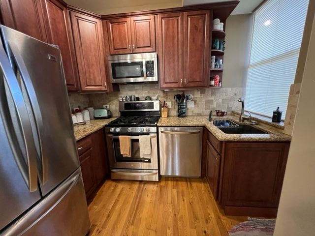 4855 N Springfield Avenue 2, Chicago, IL 60625