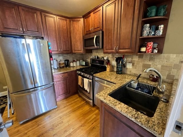 4855 N Springfield Avenue 2, Chicago, IL 60625