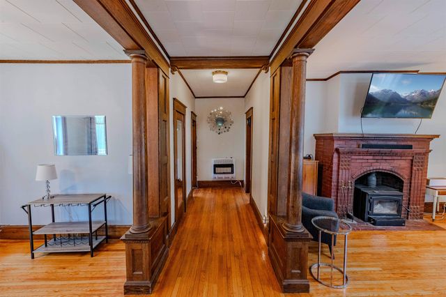 2729 Dartmouth College Highway, Haverhill, NH 03774