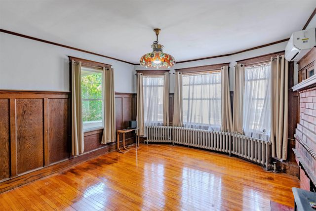 2729 Dartmouth College Highway, Haverhill, NH 03774