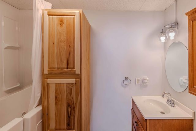 2729 Dartmouth College Highway, Haverhill, NH 03774