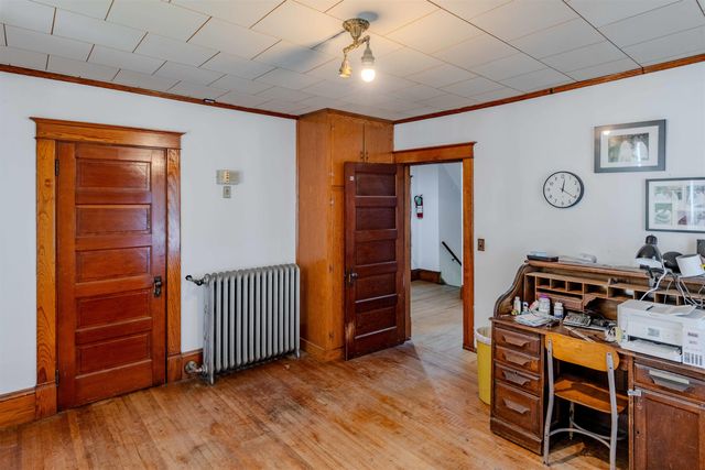 2729 Dartmouth College Highway, Haverhill, NH 03774