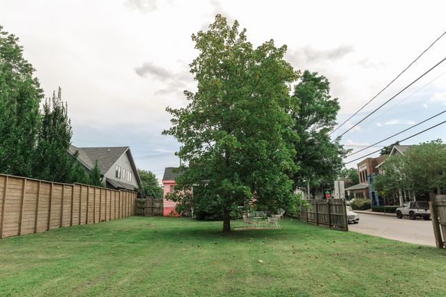 2001 Eastland AVE, Nashville, TN 37206