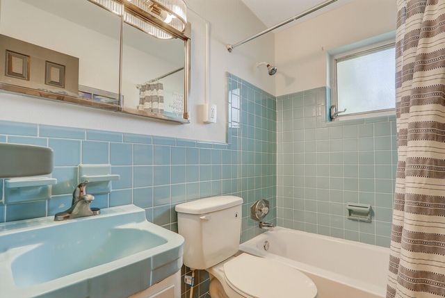 8336 SE Palm Street, Hobe Sound, FL 33455