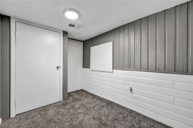 6171 Lee Road, North Ridgeville, OH 44039