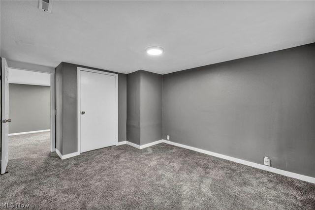 6171 Lee Road, North Ridgeville, OH 44039