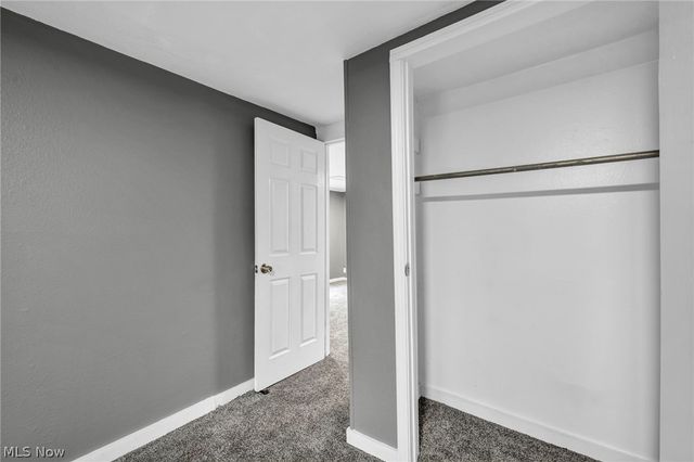 6171 Lee Road, North Ridgeville, OH 44039