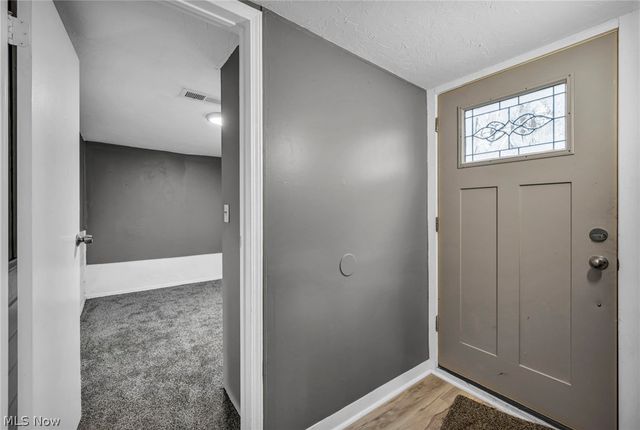 6171 Lee Road, North Ridgeville, OH 44039