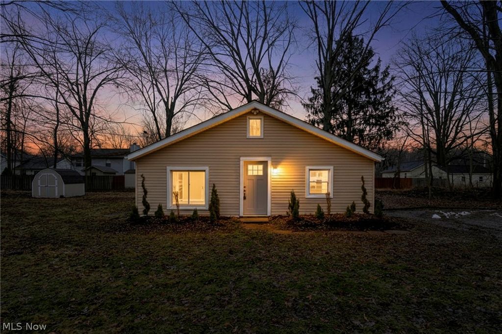 6171 Lee Road, North Ridgeville, OH 44039