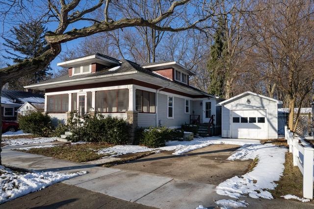 234 Bailey Avenue, South Haven, MI 49090