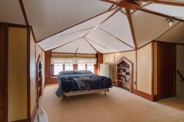 234 Bailey Avenue, South Haven, MI 49090