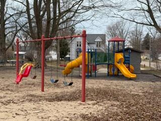 234 Bailey Avenue, South Haven, MI 49090