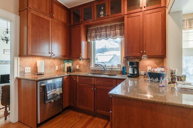 234 Bailey Avenue, South Haven, MI 49090