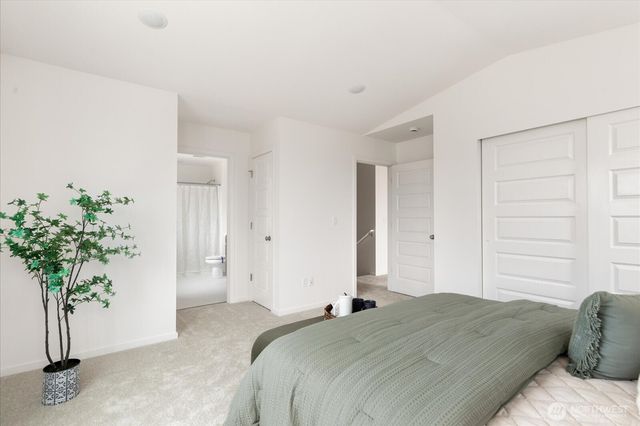 1240 Admirals Drive, Coupeville, WA 98239