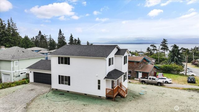 1240 Admirals Drive, Coupeville, WA 98239