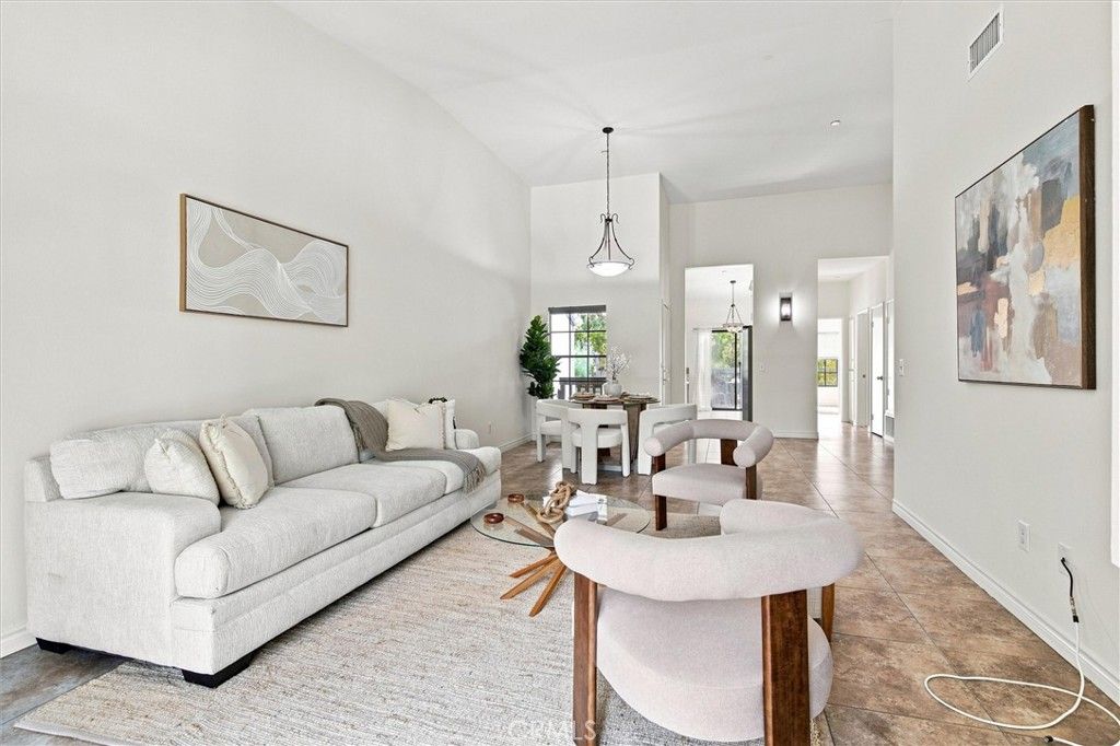 2538 W Macarthur Boulevard #J, Santa Ana, CA 92704 — photo 5