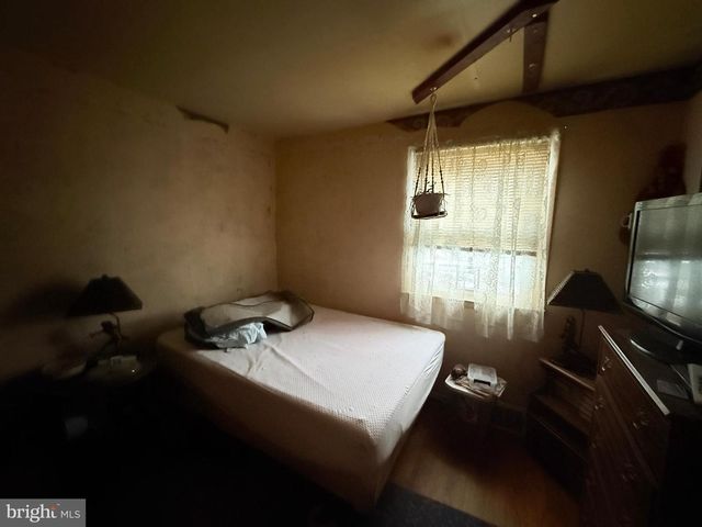 620 BENDER DR, Upper Chichester, PA 19014